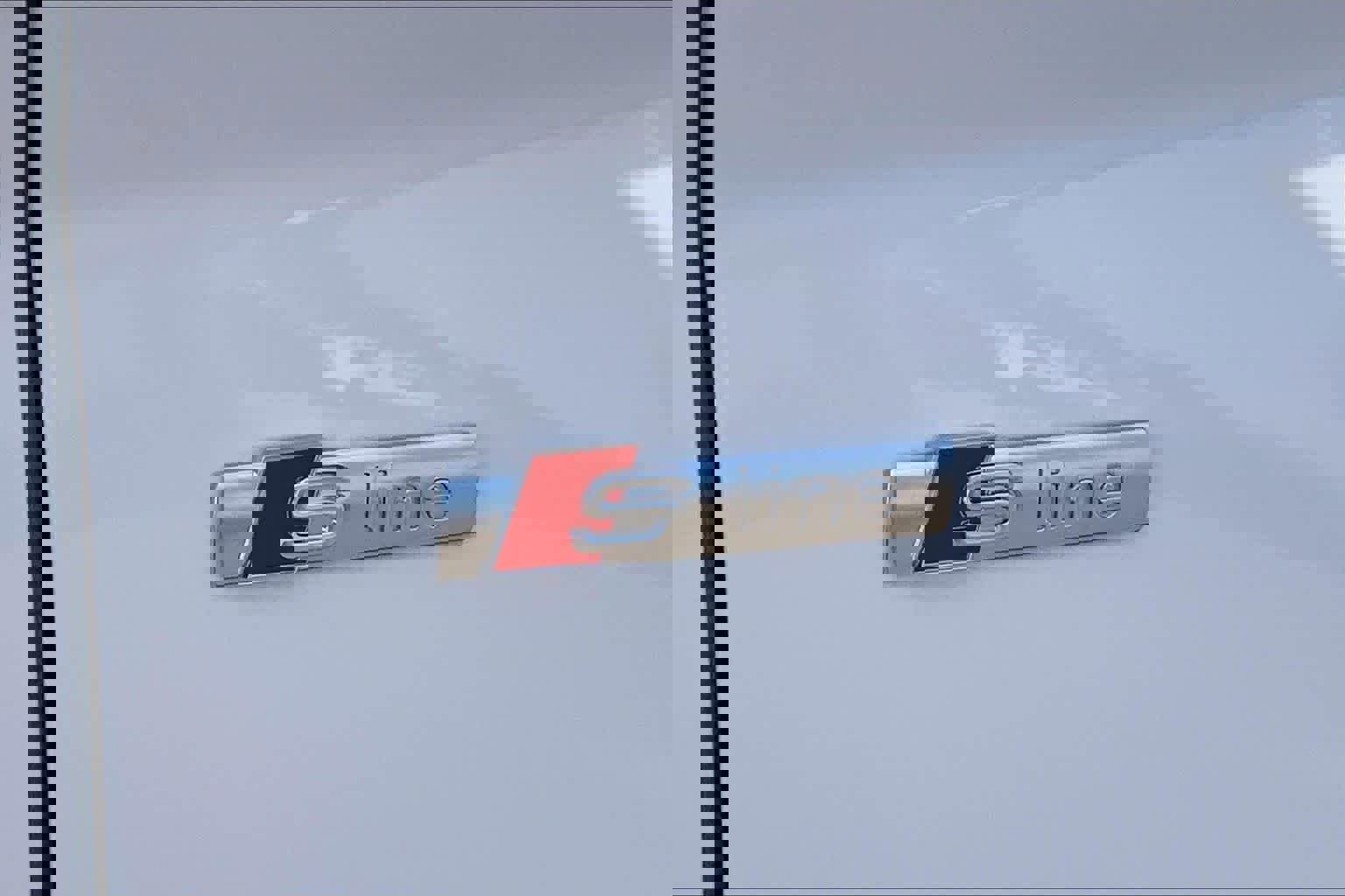 Used 2024 Audi Q5 2.0T Premium w/ Summer of Audi Package image 9