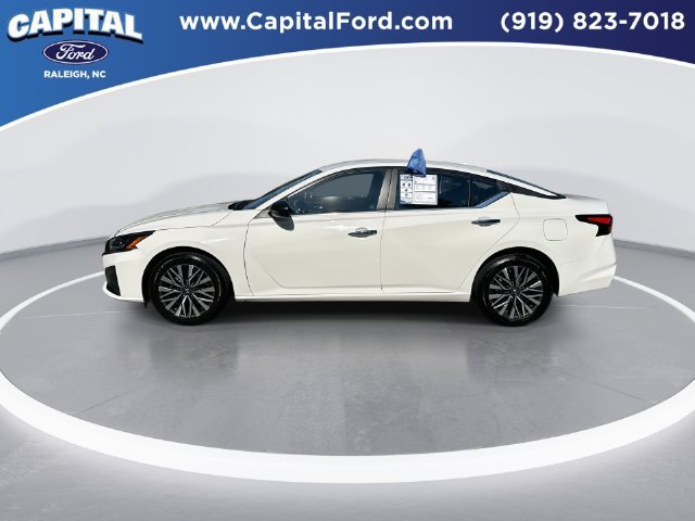 Used 2025 Nissan Altima 2.5 SV AWD/4WD image 5