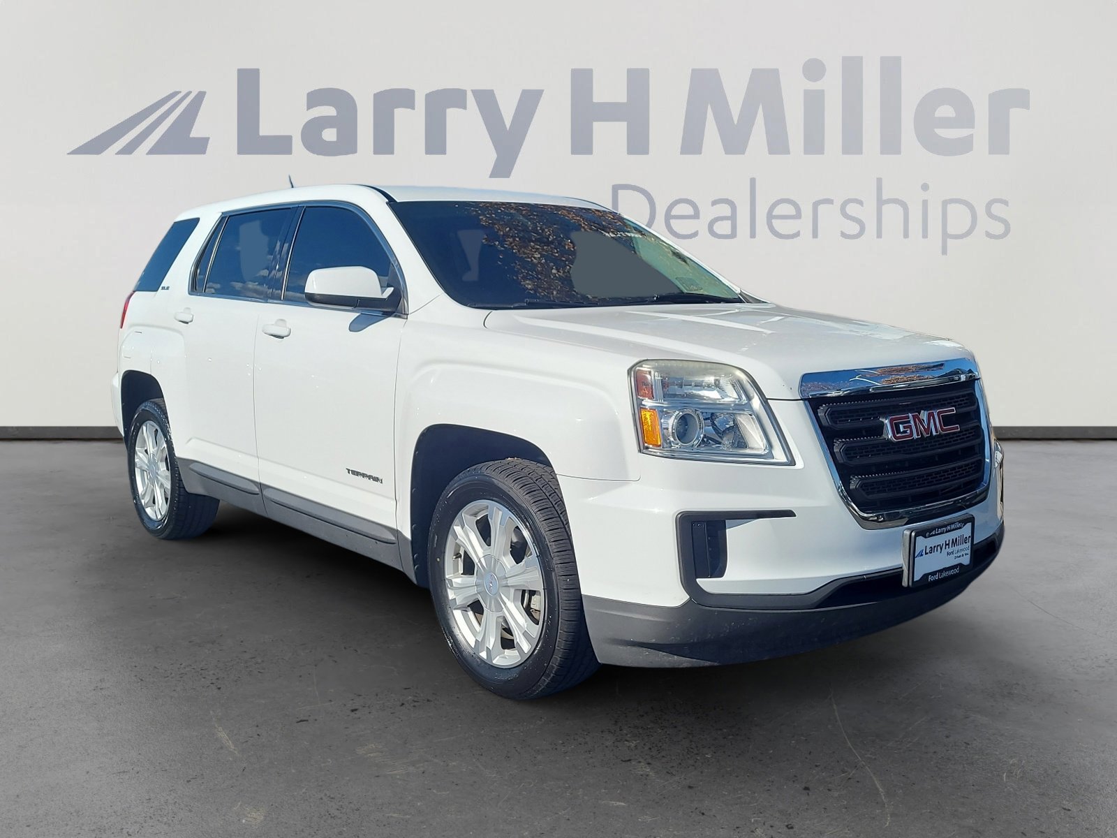 Used 2017 GMC Terrain SLE image 7