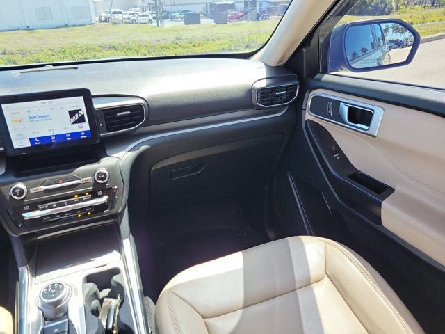 Certified 2020 Ford Explorer XLT w/ Equipment Group 202A image 23