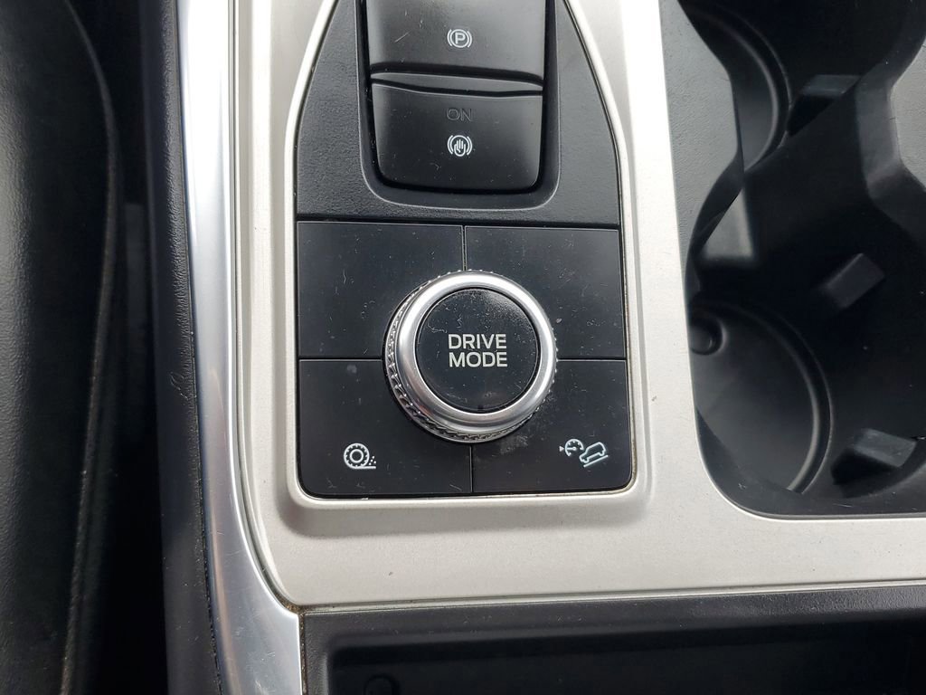 Certified 2023 Ford Explorer XLT w/ Equipment Group 202A image 27