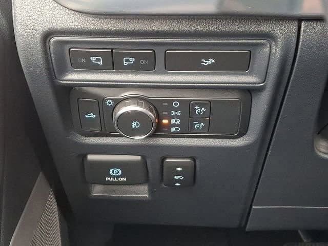 Certified 2022 Ford F150 Lariat image 23