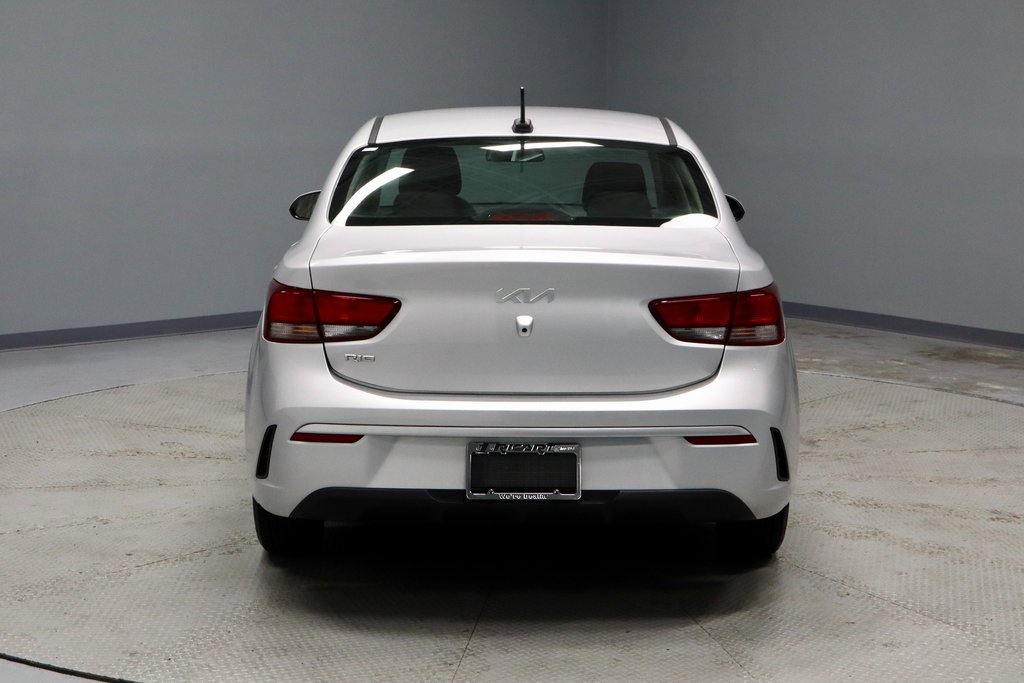 Used 2022 Kia Rio LX image 9