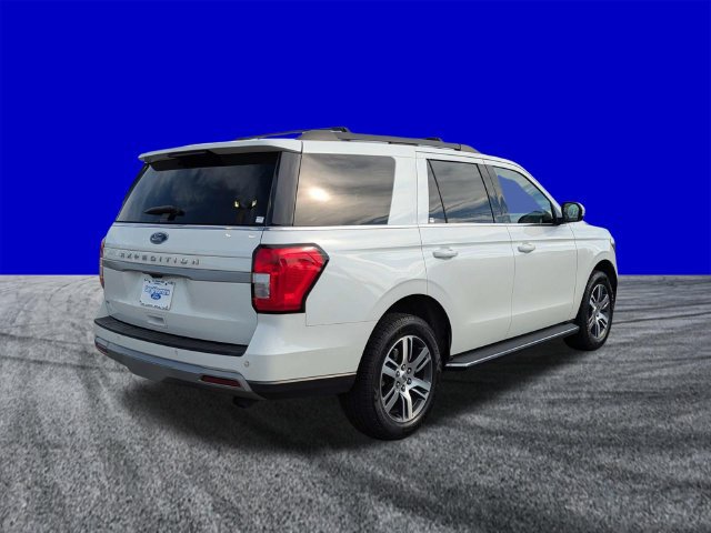 Certified 2022 Ford Expedition XLT RWD image 4