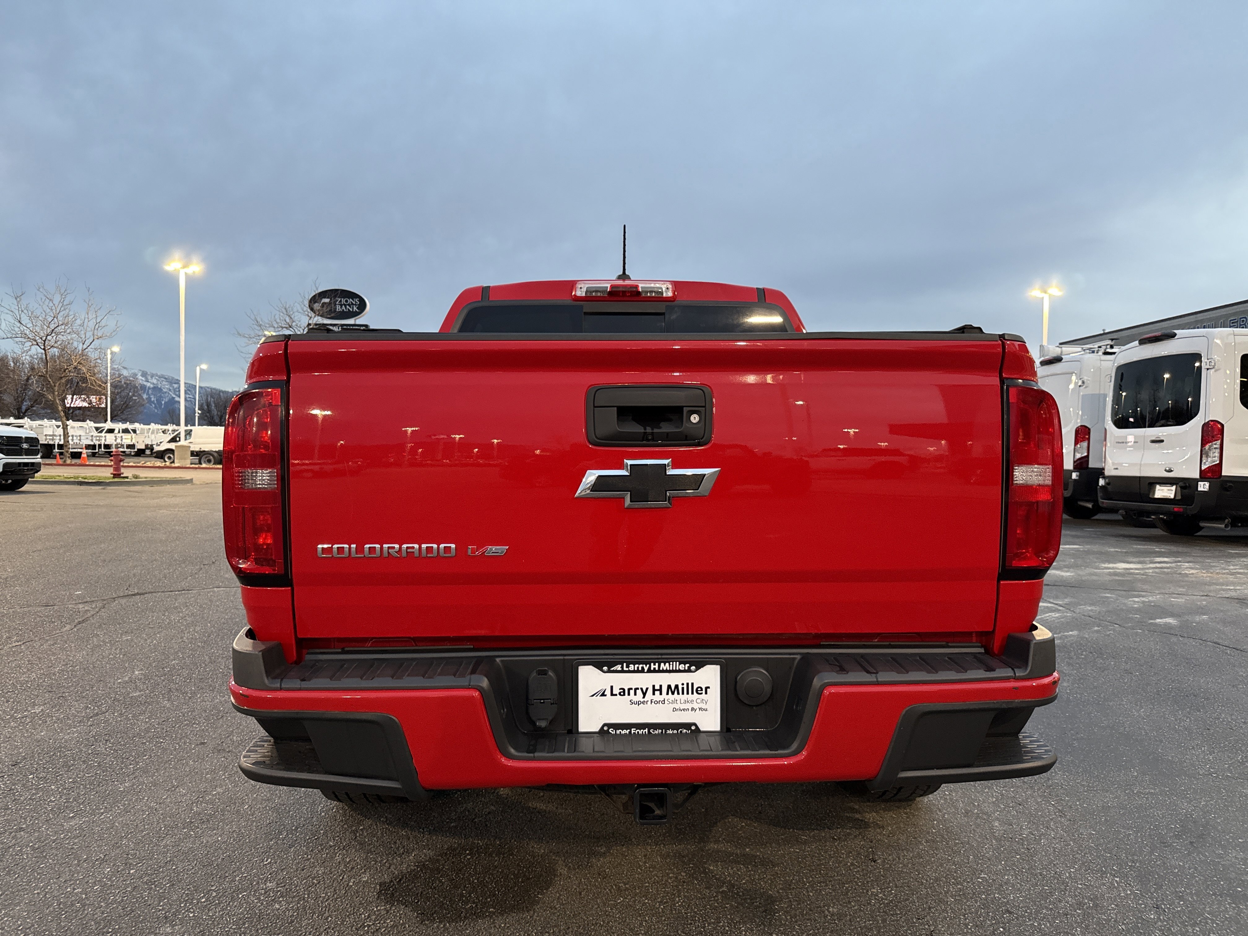 Used 2017 Chevrolet Colorado Z71 image 5