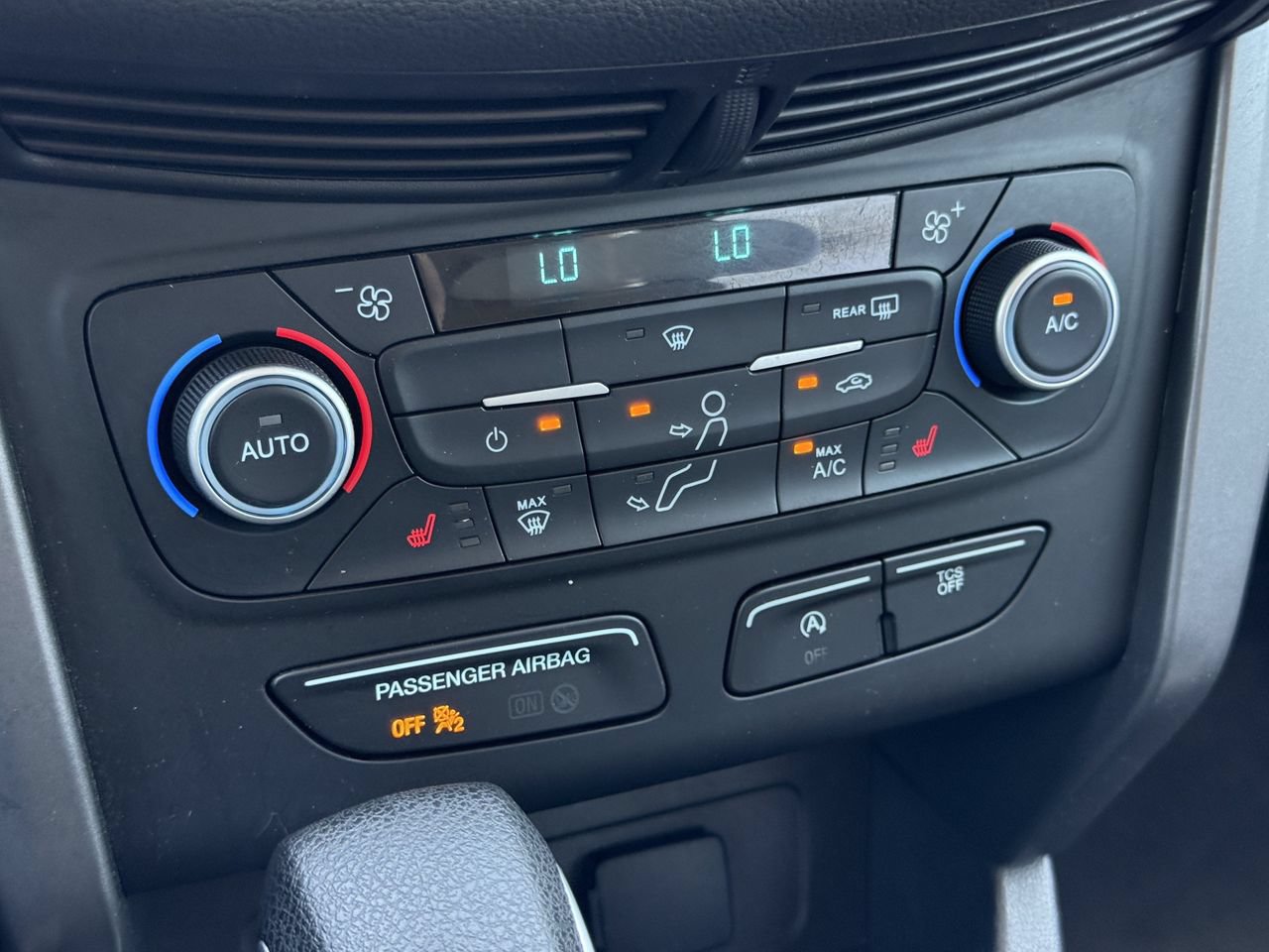 Certified 2019 Ford Escape SE FWD image 21