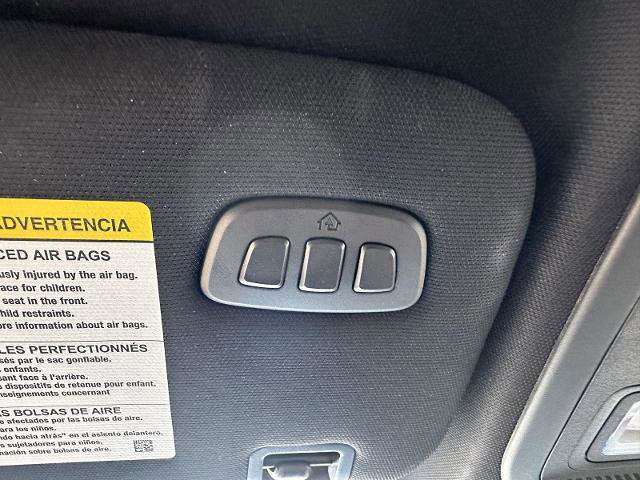 Certified 2025 Ford Explorer ST-Line w/ Premium Package image 34