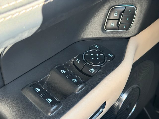 Certified 2024 Ford Expedition Max Platinum RWD image 15