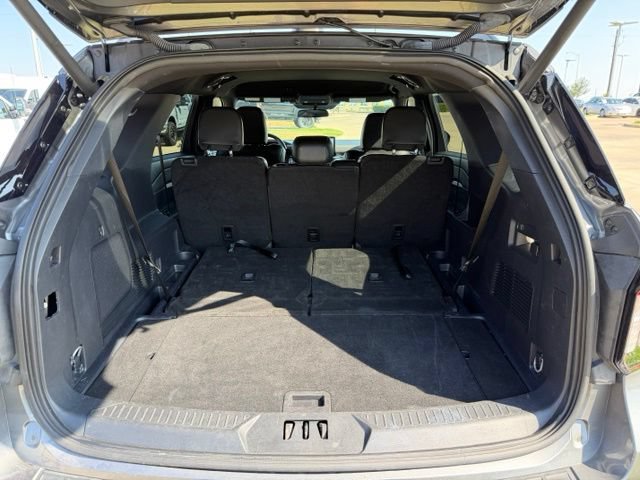 Certified 2025 Ford Explorer ST-Line w/ ST-Line Street Pack AWD/4WD image 8