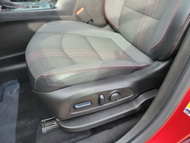Used 2022 Chevrolet Equinox RS w/ LPO, Floor Liner Package FWD image 26