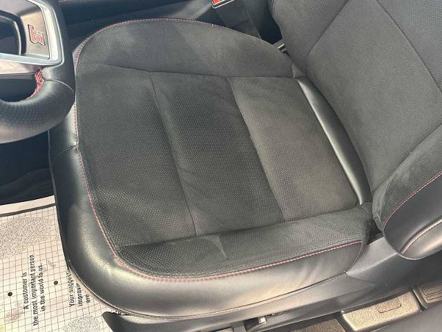 Certified 2025 Ford Explorer ST AWD/4WD image 19