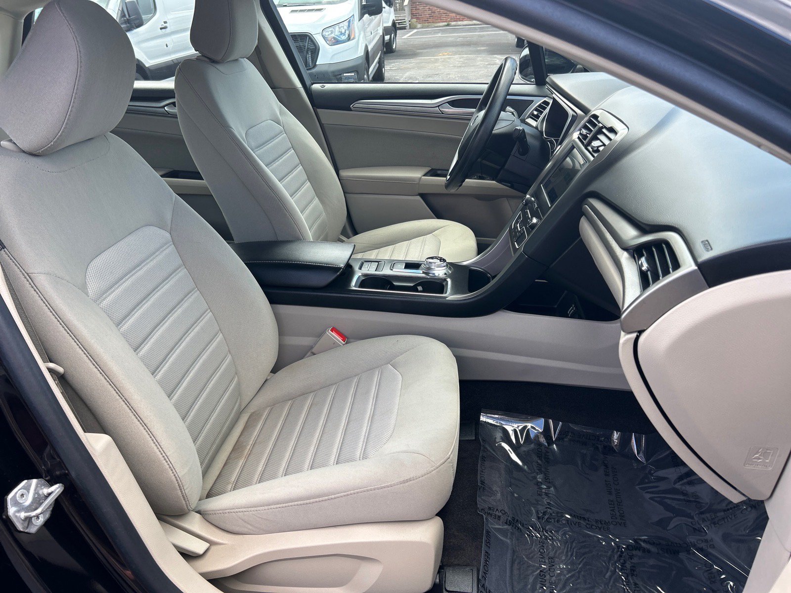Certified 2020 Ford Fusion SE FWD image 16