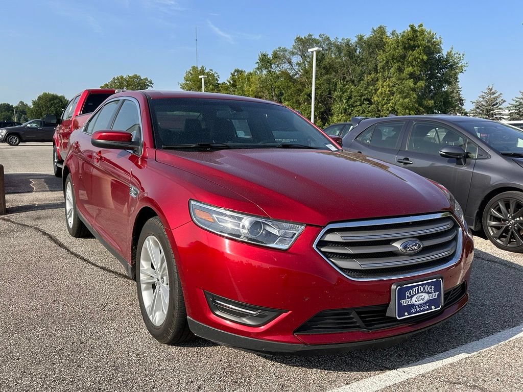 Certified 2018 Ford Taurus SEL w/ Equipment Group 201A FWD image 3