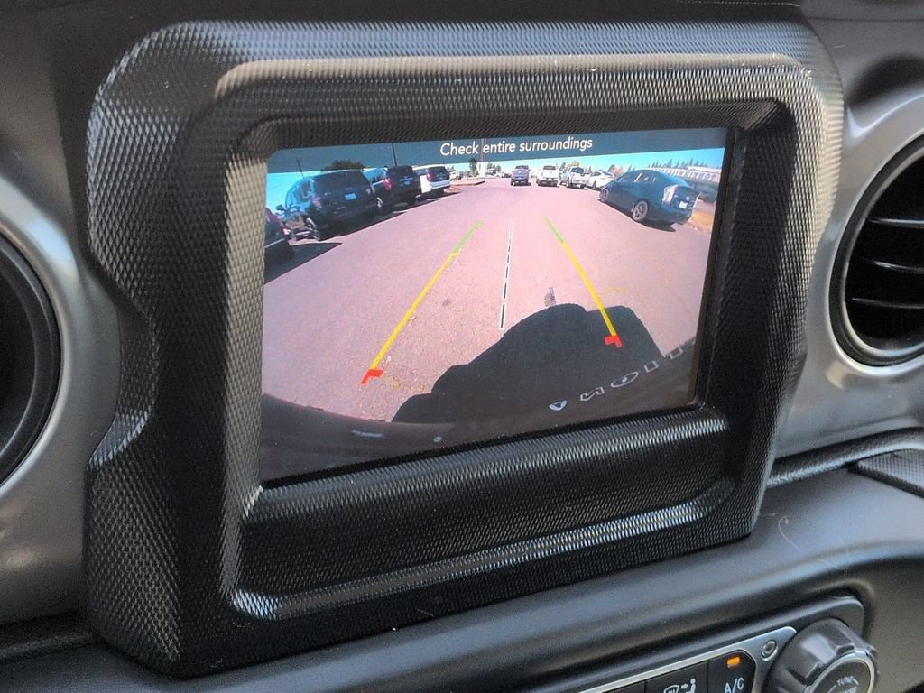 Used 2021 Jeep Wrangler Sport AWD/4WD image 19