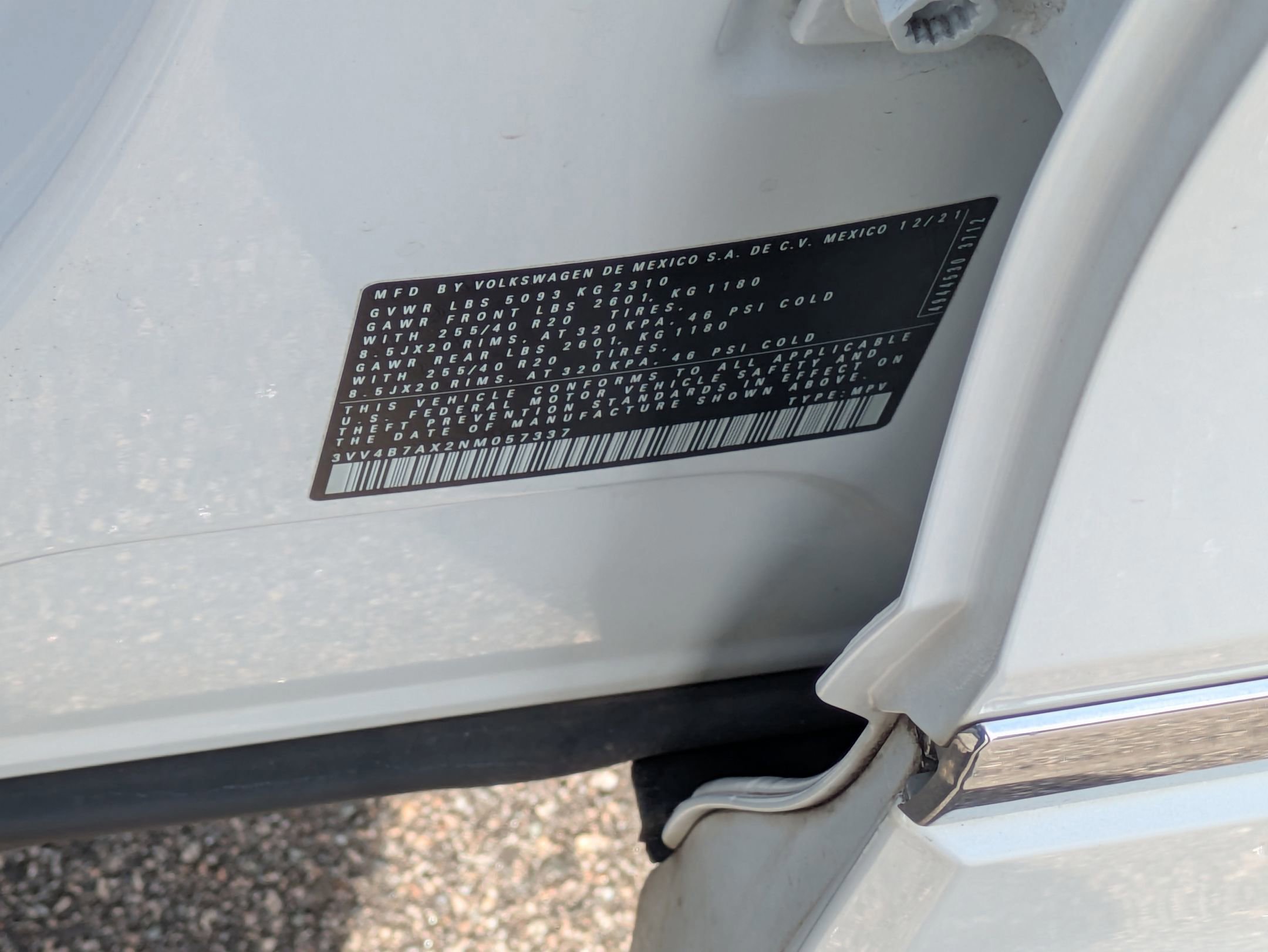 Used 2022 Volkswagen Tiguan SEL R-Line image 44