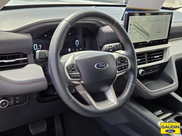 Certified 2025 Ford Explorer Active w/ Active Comfort Package RWD image 20
