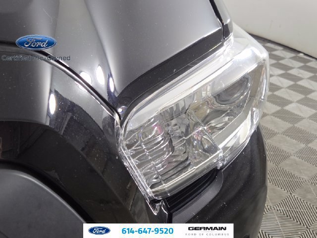Used 2020 Toyota Tacoma SR5 AWD/4WD image 14