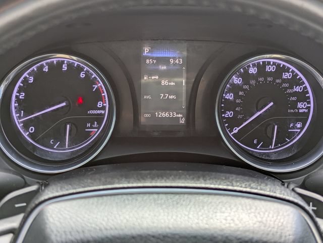 Used 2020 Toyota Camry SE FWD image 24
