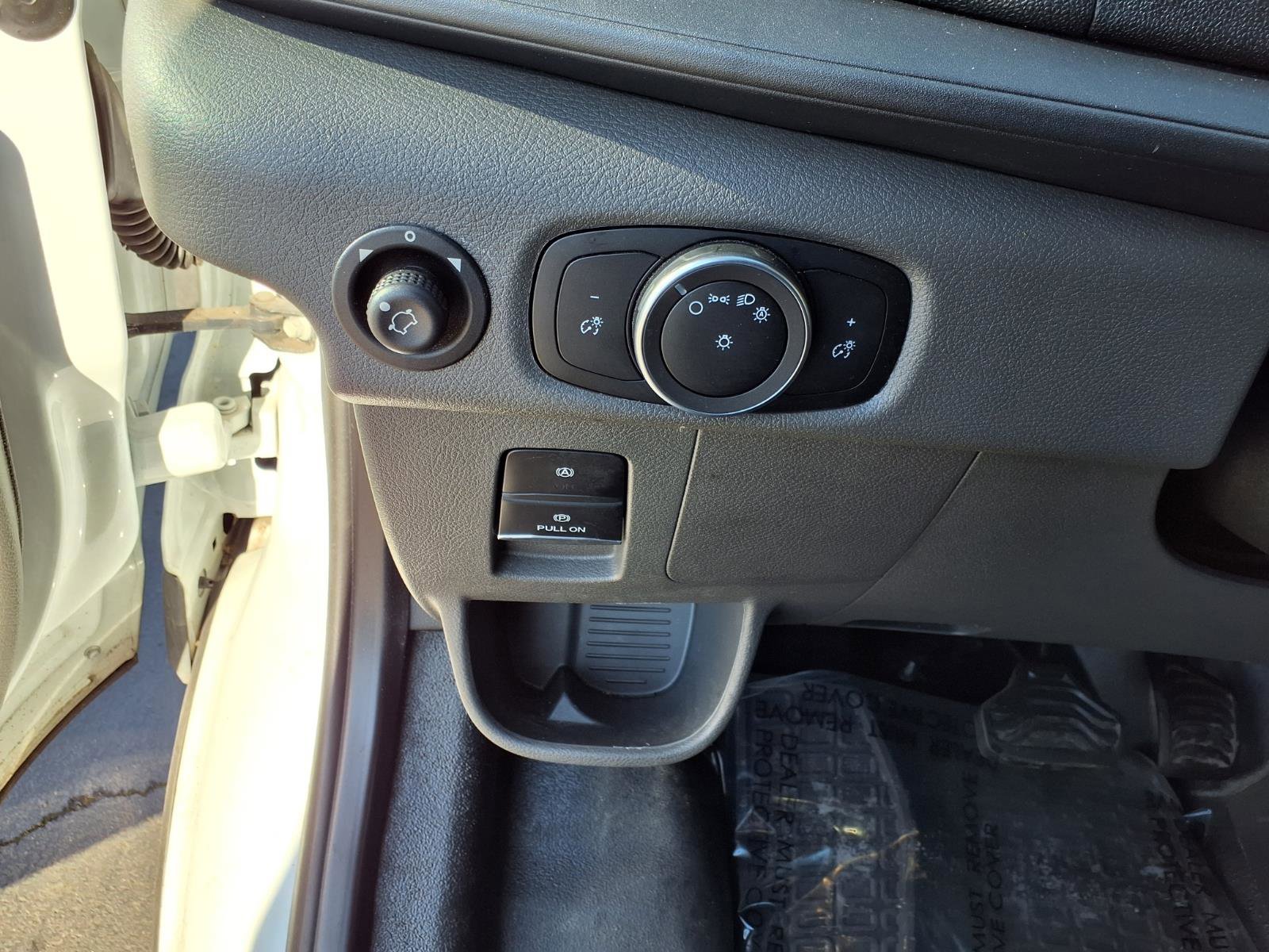 Certified 2022 Ford E-Transit Base image 22