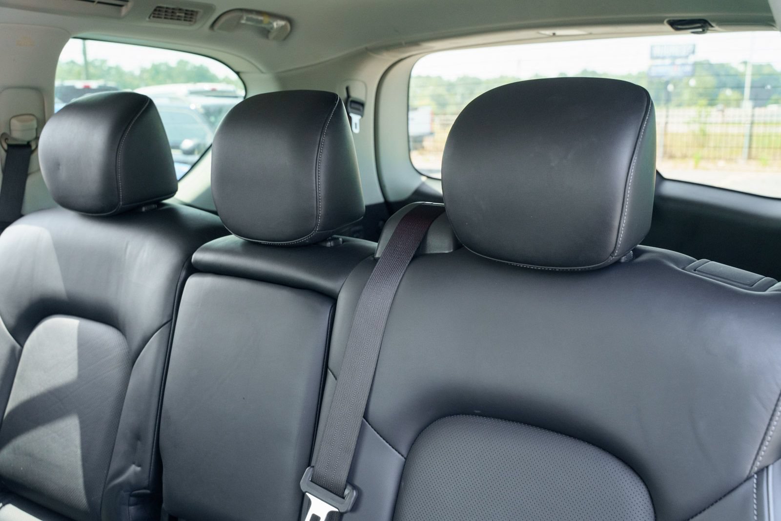 Used 2018 INFINITI QX80 4WD w/ Driver Assistance Package image 19