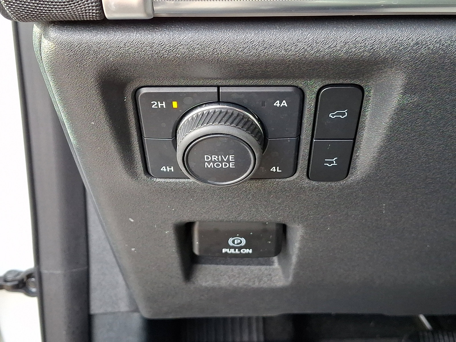 Certified 2025 Ford Expedition Max Platinum w/ Stealth Appearance Package image 29