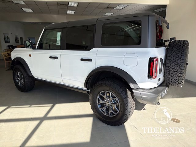 Certified 2025 Ford Bronco Badlands AWD/4WD image 6