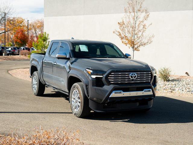 Used 2025 Toyota Tacoma Limited image 2
