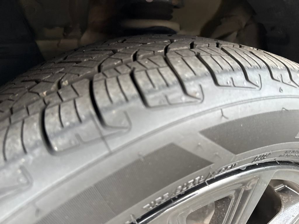 Used 2021 Nissan Kicks SR image 25