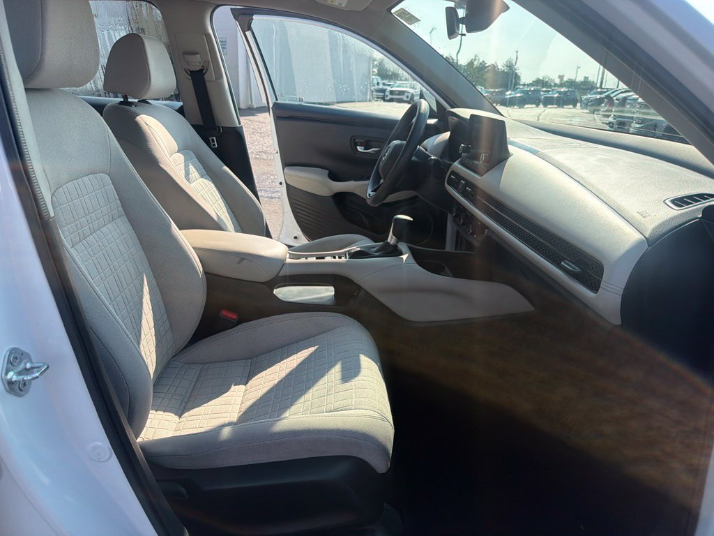 Used 2024 Honda HR-V LX image 38