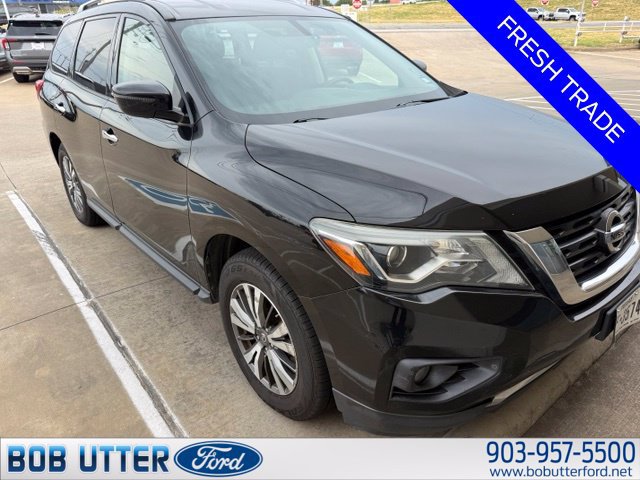 Used 2018 Nissan Pathfinder SV