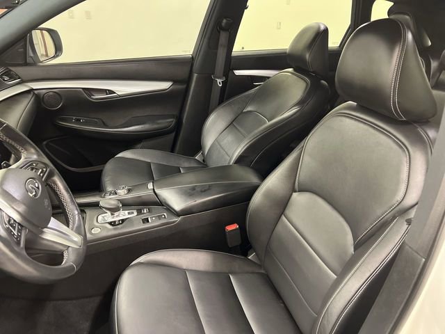 Used 2020 INFINITI QX50 Essential w/ Edition 30 Package image 8