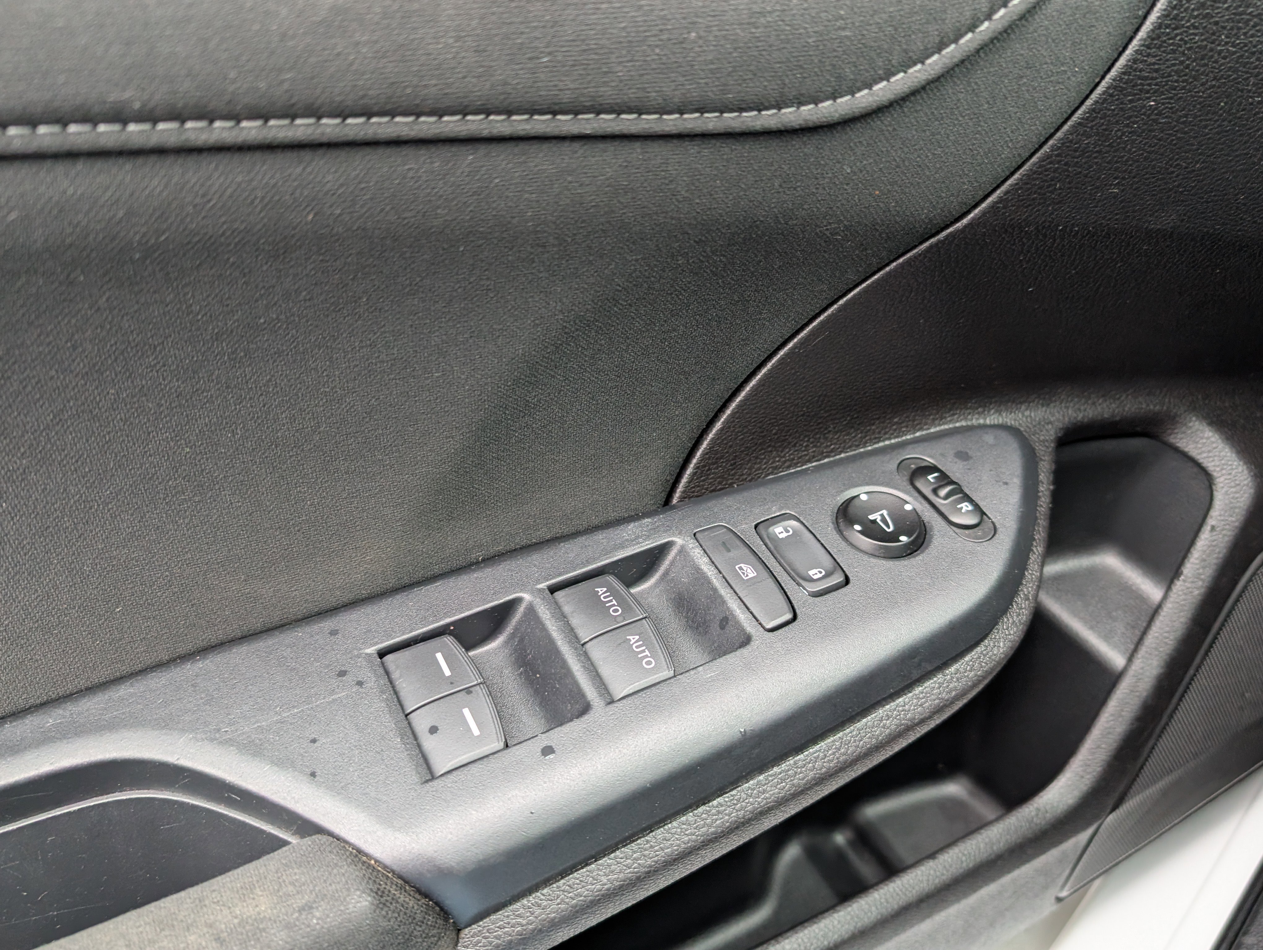 Used 2020 Honda Civic EX image 16