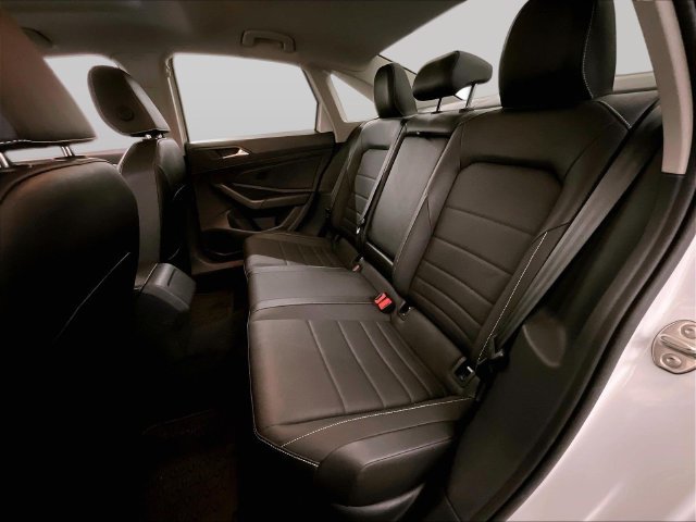 Used 2023 Volkswagen Jetta SE w/ Panoramic Sunroof Package FWD image 25