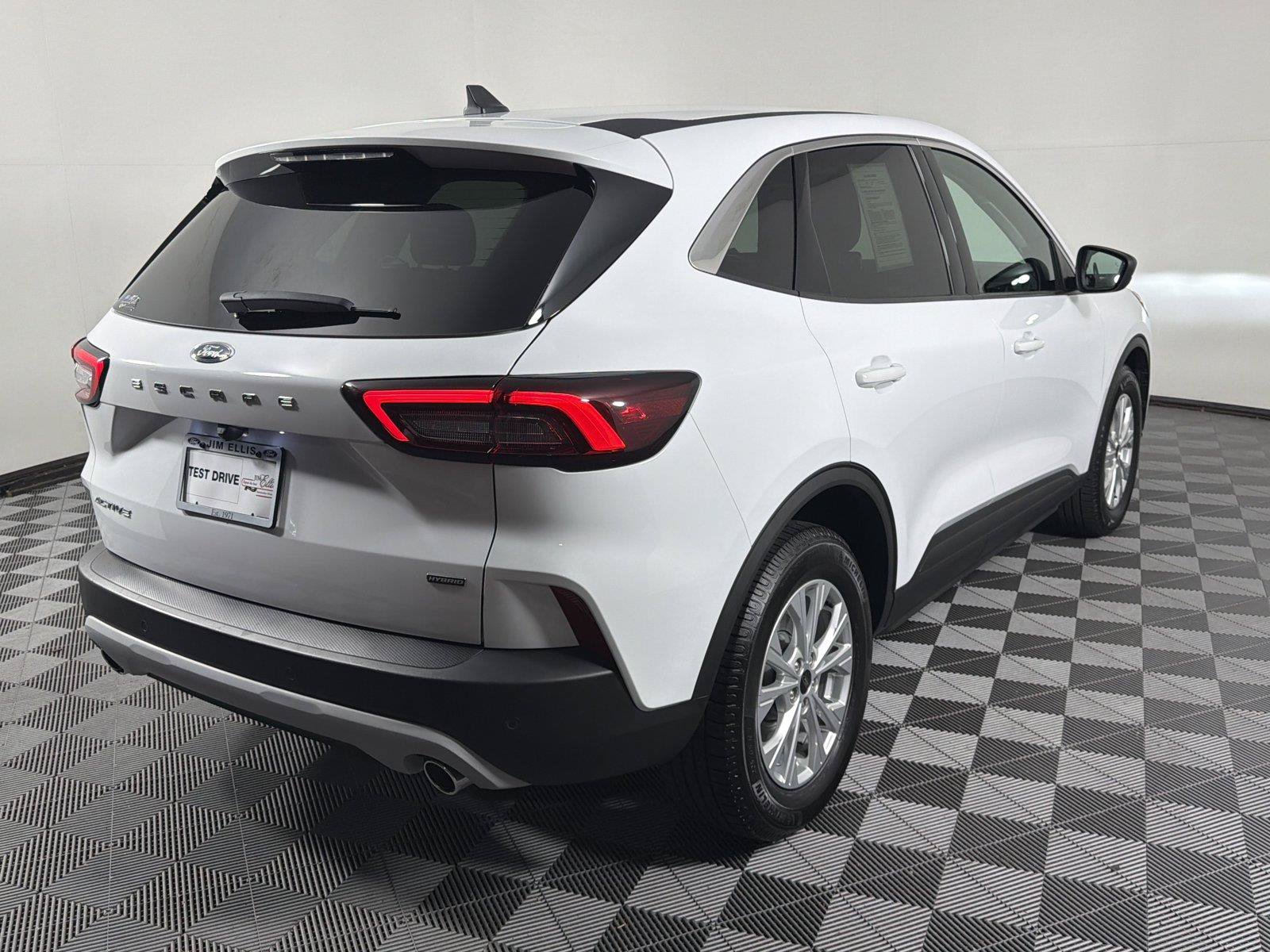 Certified 2023 Ford Escape Active FWD image 7