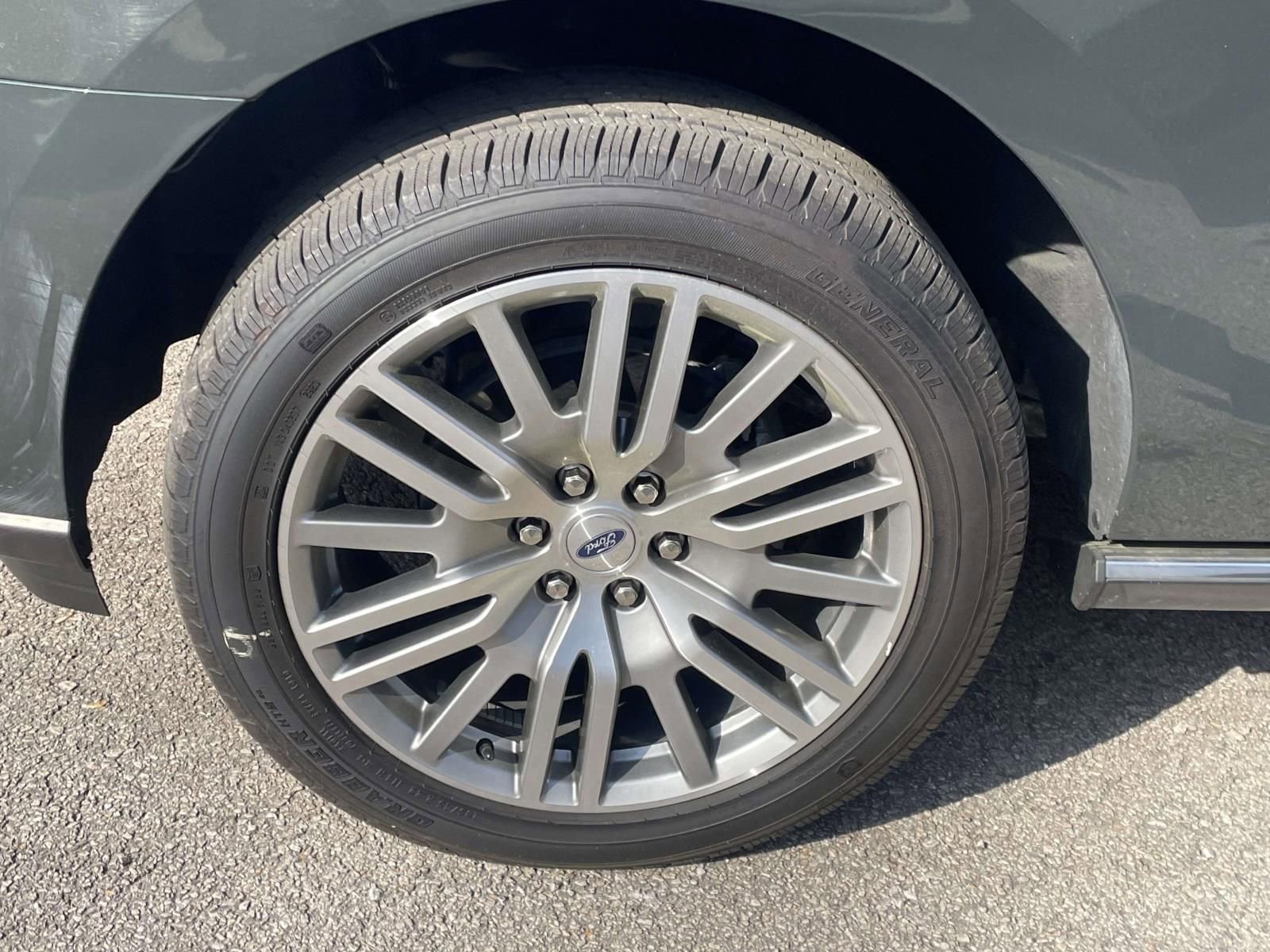 Certified 2023 Ford Expedition Max Limited image 8