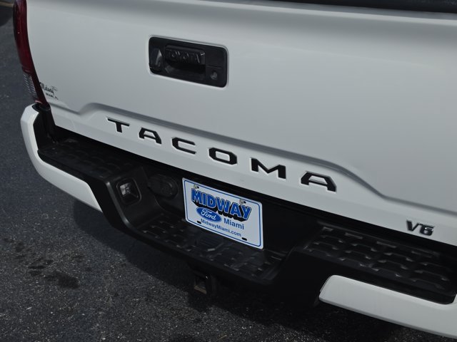 Used 2018 Toyota Tacoma TRD Sport RWD image 7