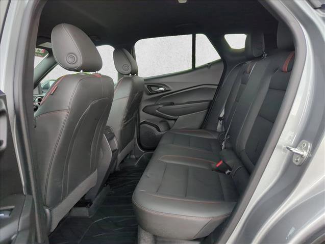 Used 2025 Chevrolet Trax RS w/ Driver Confidence Package FWD image 15