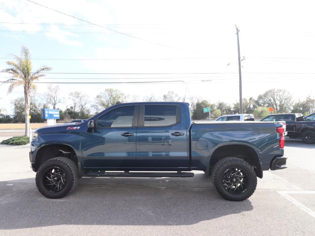 Used 2022 Chevrolet Silverado 1500 LT Trail Boss image 2