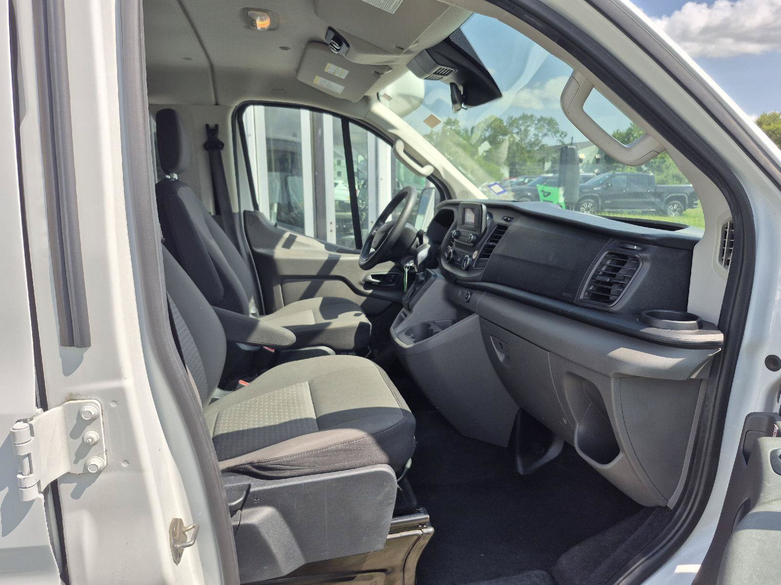 Certified 2020 Ford Transit 350 XLT RWD image 6