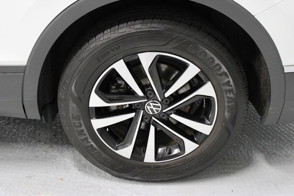 Used 2024 Volkswagen Tiguan S AWD/4WD image 19