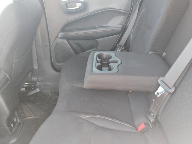 Used 2019 Jeep Compass Sport image 12