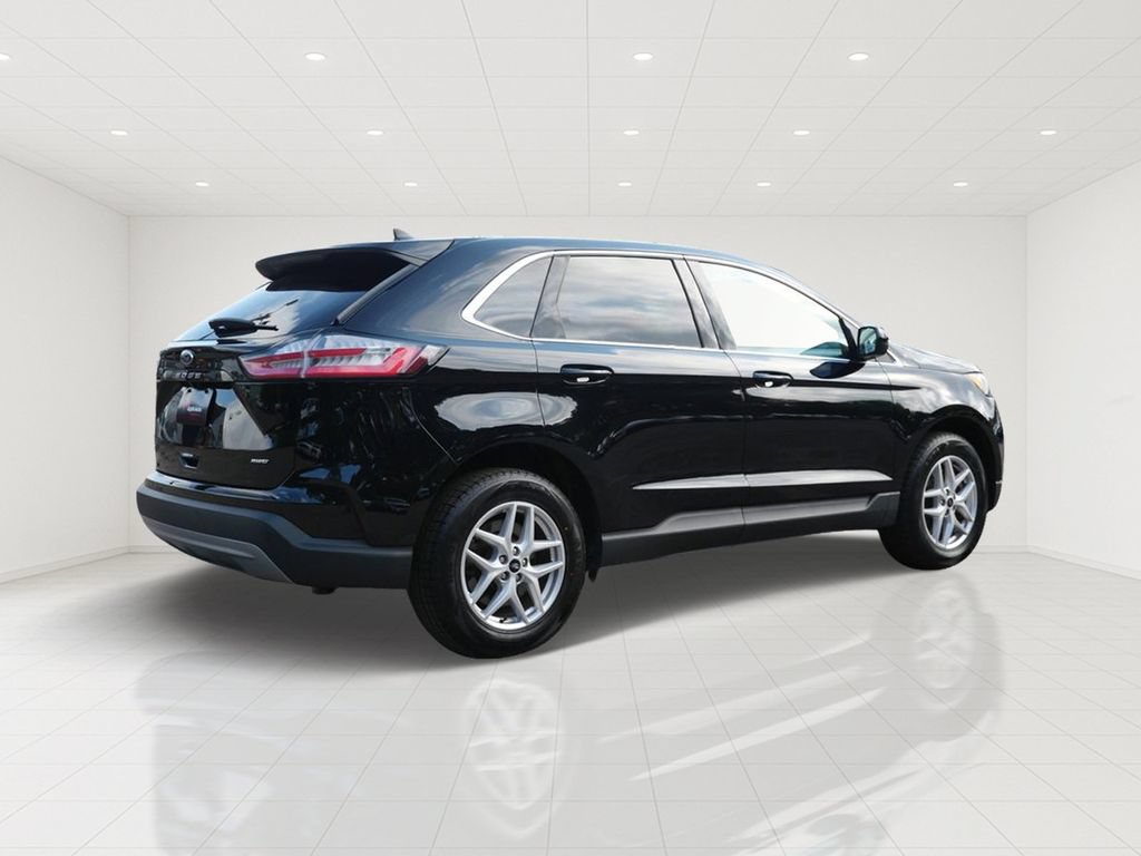 Certified 2024 Ford Edge SEL AWD/4WD image 6