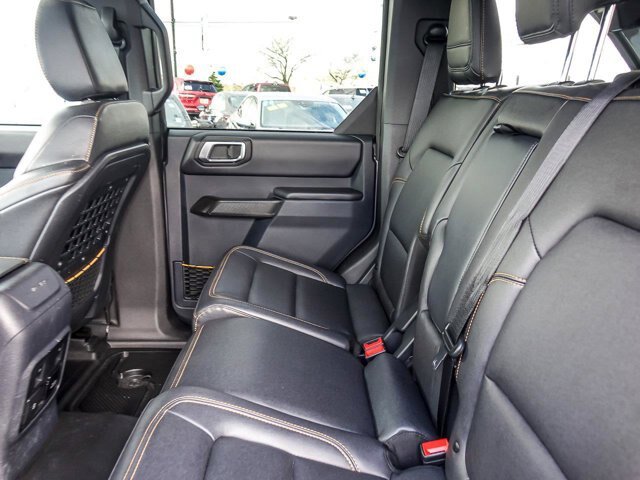 Certified 2024 Ford Bronco Badlands w/ Sasquatch Package AWD/4WD image 15