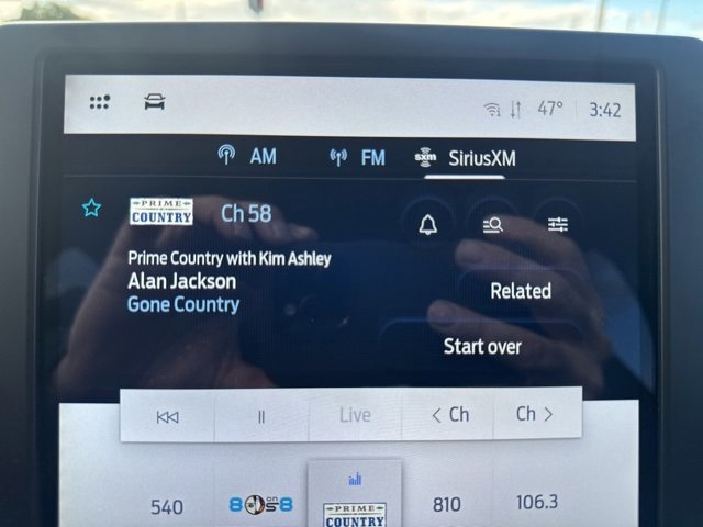 Certified 2022 Ford Edge SEL w/ Convenience Package image 32