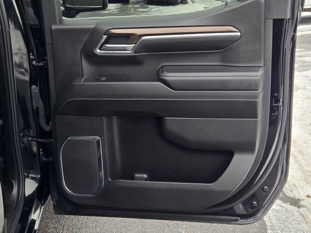 Used 2024 Chevrolet Silverado 1500 RST image 12