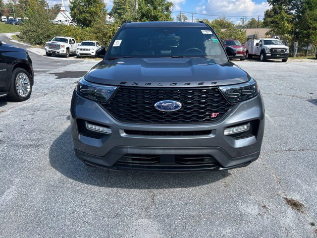 Certified 2023 Ford Explorer ST w/ Equipment Group 401A AWD/4WD image 2