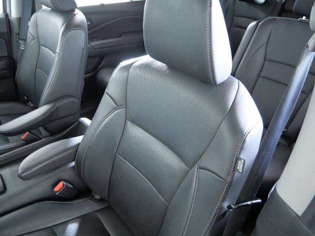 Used 2020 Honda Pilot Elite image 19
