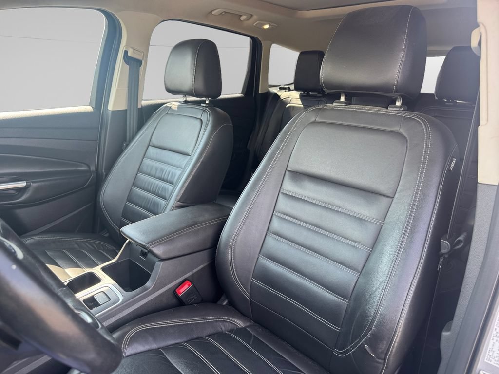 Certified 2017 Ford Escape Titanium AWD/4WD image 9