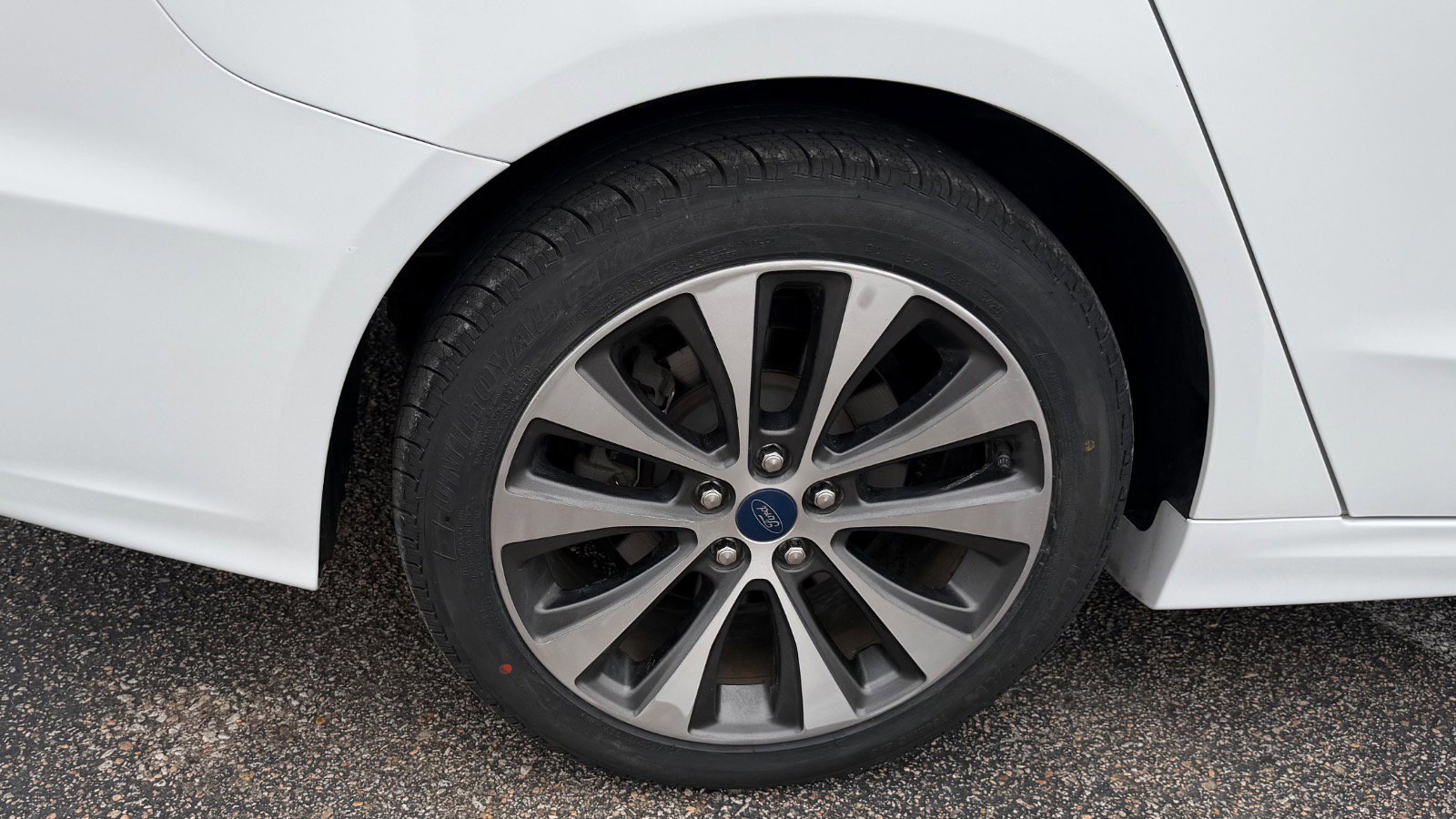 Certified 2019 Ford Fusion SE AWD/4WD image 15