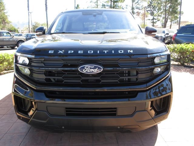 Certified 2025 Ford Expedition Active image 8